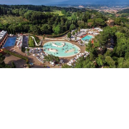 hu Norcenni Girasole Village