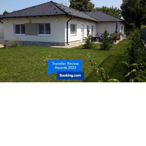 Hunor House