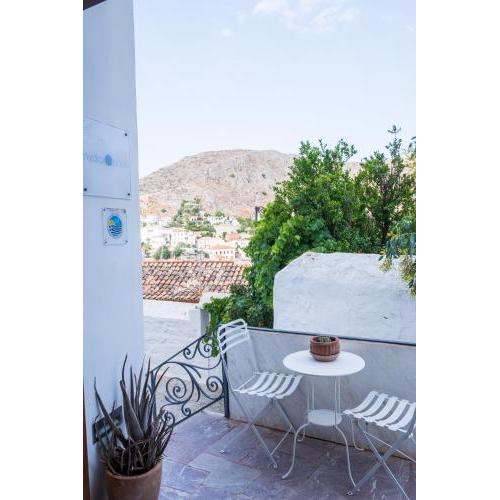 Hydra Hotel