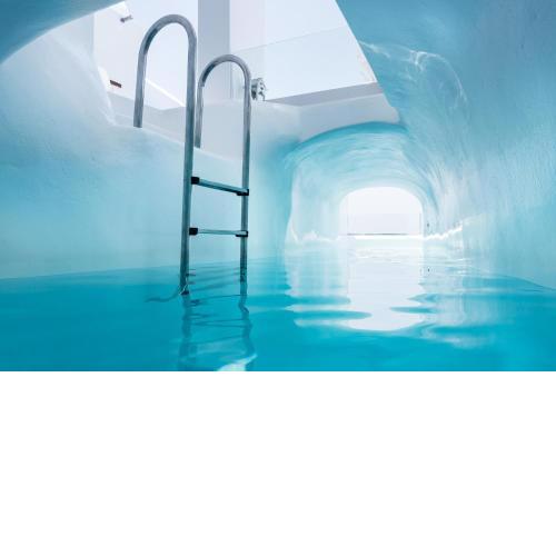 Hyperion Oia Suites