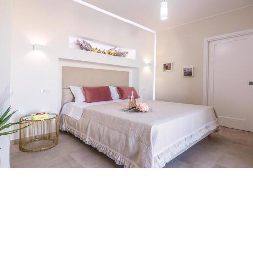 HYPNOTIC GUESTHOUSE