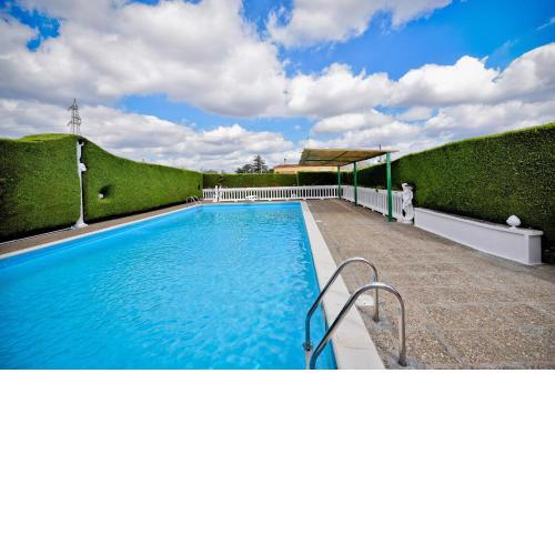 I CINQUE TRULLI with Swimming Pool