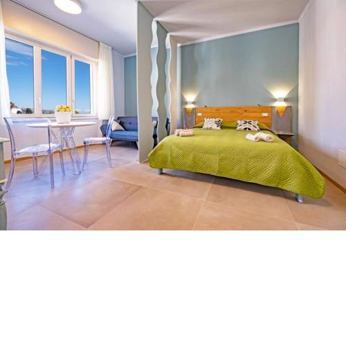 I DUE SOLI monolocale di design vista mare
