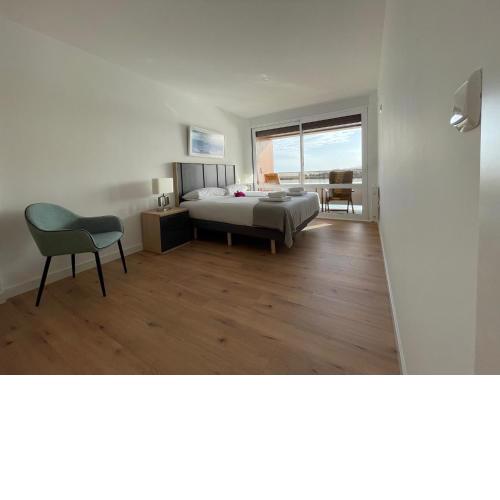 IBAIA by Smiling Rentals