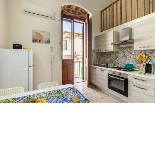 Iblea House