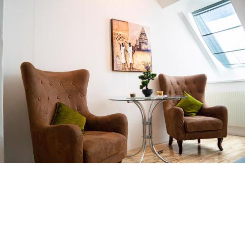 Ideal 2BR - Lovely for Longstays