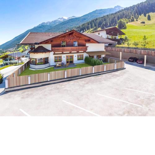 Ideal Apartment in Stubaital with Balcony