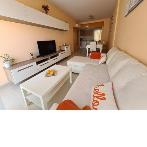 Ideal escapadas y vacaciones. Parking Wifi Netflix
