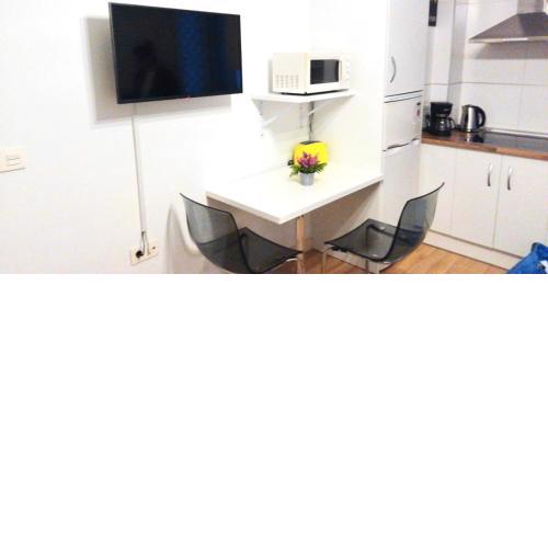 Ideal estudio en el centro con WIFI y parking