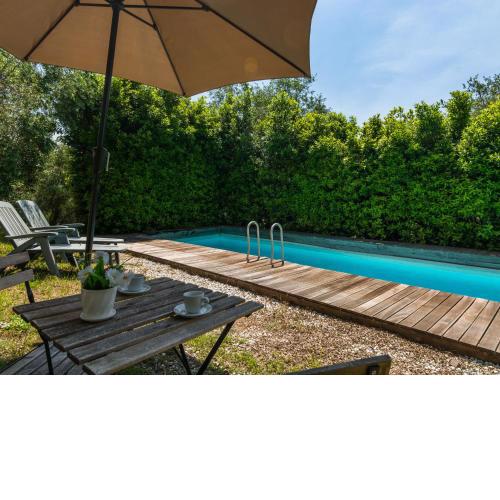 Idyllic Holiday Home in Pescia with Swimming Pool