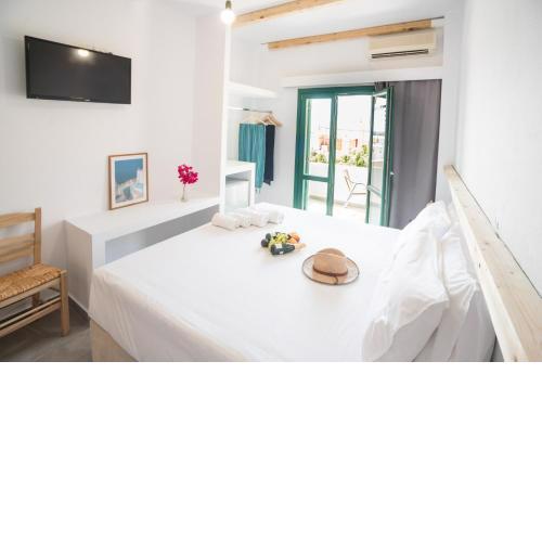 Ifestia Hotel