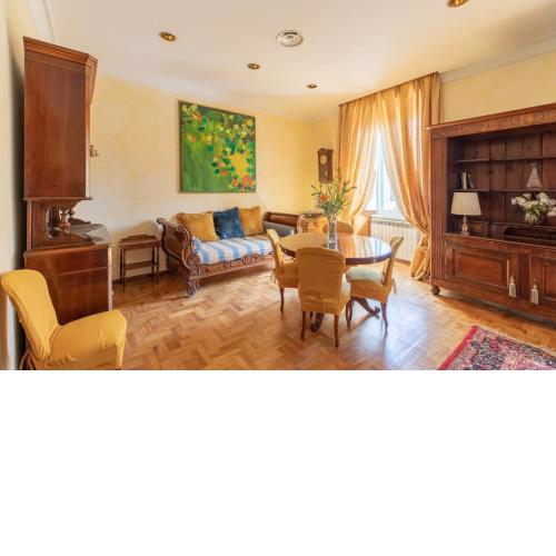 iFlat Delightful apartment view colosseum