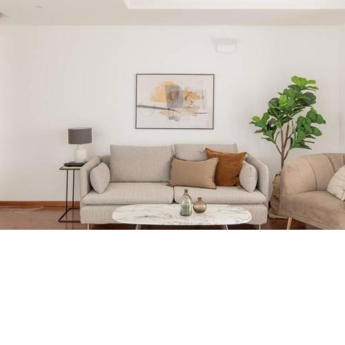 iFlat Light Apartment near the Colosseum