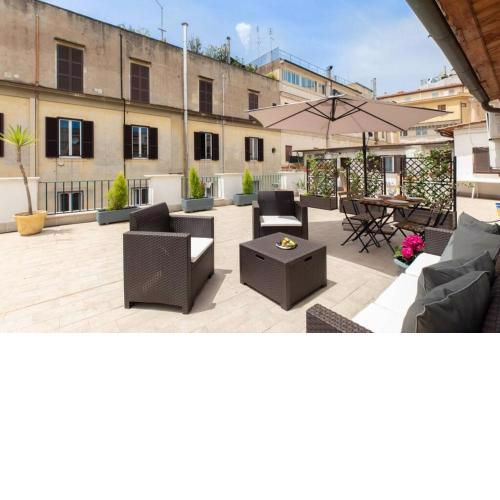 iFlat Opera Penthouse with Terrace