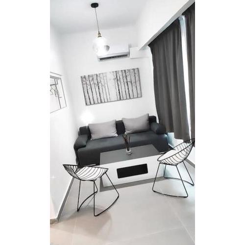 Iguana Gold Luxury Suites 2 ( 1 min from Ermou street)