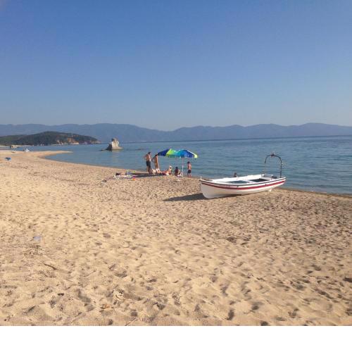 Ikidiki Beach Villa