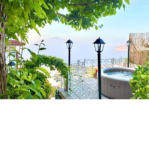 Il Belvedere con jacuzzi vista mare