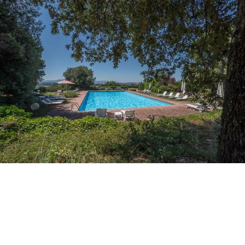 Il Chiostro, Free parking, swimming pool, tennis court