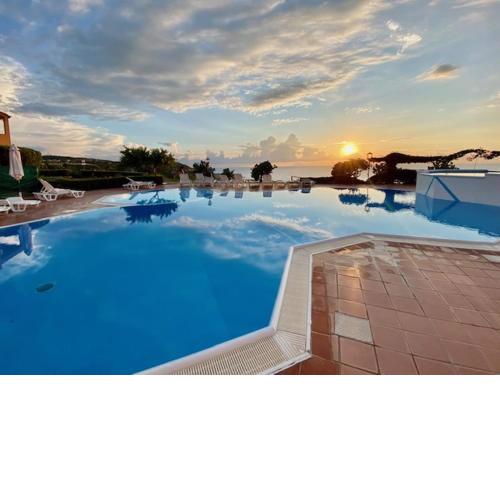 Il giardino su Tropea - A garden overlooking Tropea