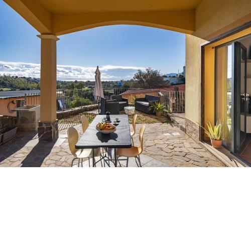 Il giardino vista mare