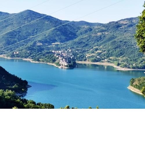 il nido sul lago