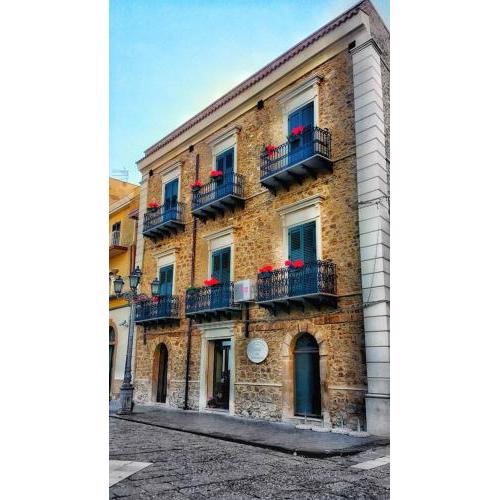 il portico dei normanni