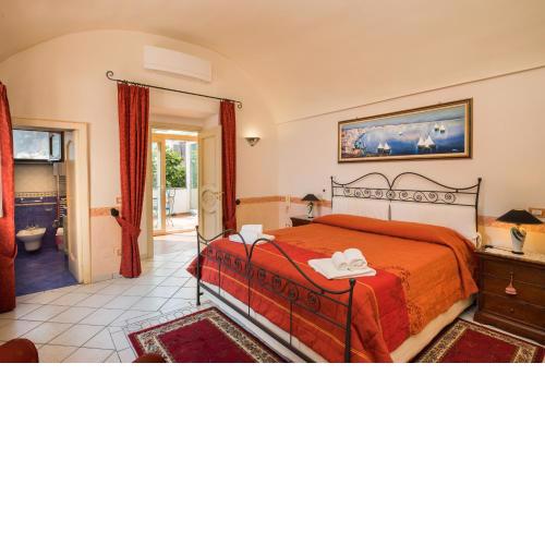 ILARY HOUSE luxury apartment in Positano