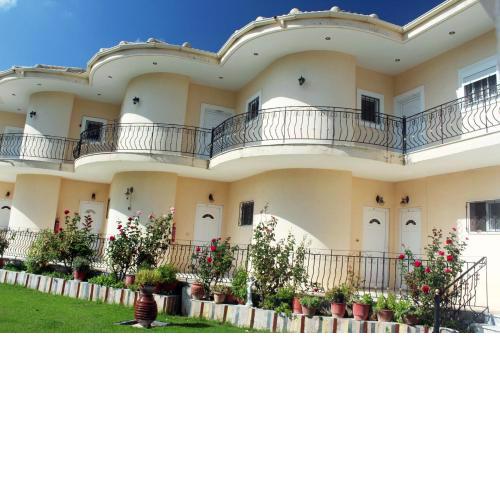 ILEKTRA Apartments Blue & Red