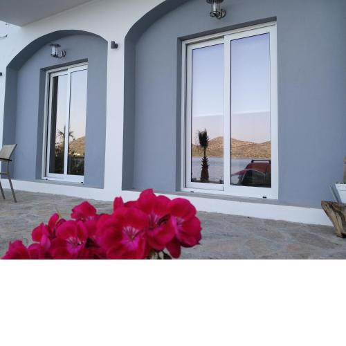 Iliana Sea Side House