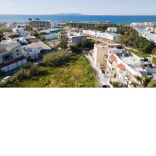 Ilias and Eva Apartment close to the beach