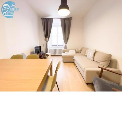 Imbriani 4S Tirabora Short Rent