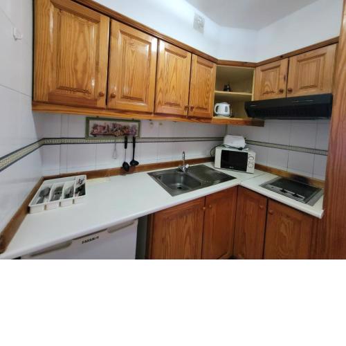 Immaculate 1-Bed Apartment in Arona E308