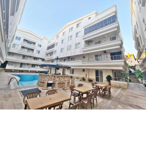 Immaculate 3-Bed Duplex Apartment in Didim