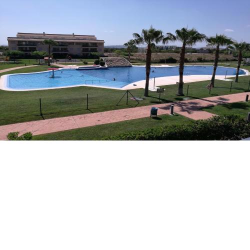Impresionante alojamiento compuesto por 2 Chalets Adosados de lujo para 14 personas Piscina con CIRCUITO SPA