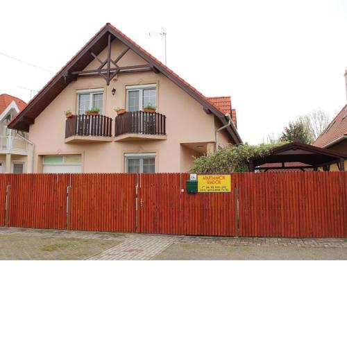Imre Apartman