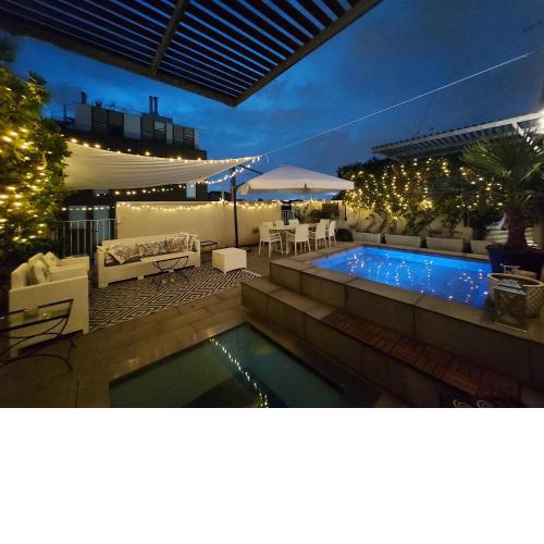 Incantevole super attico con terrazza e piscina