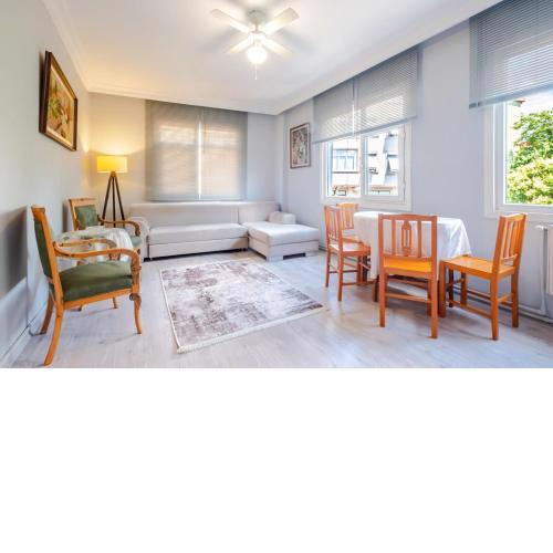 Incredible Flat w Halic View in Beyoglu