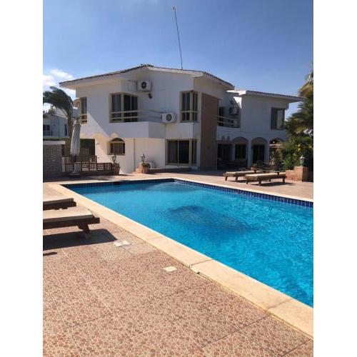 Independent villa for rent in Hurghada Al Ahyaa city