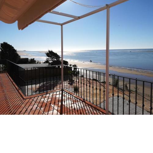 Independent Villa Straight at the Beachfront