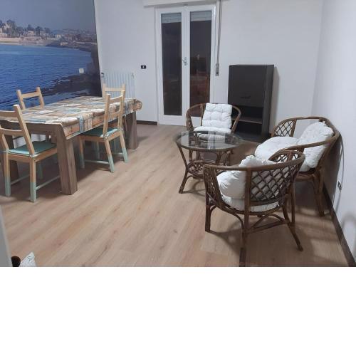Indipendent 80 square meters 4 rooms apartment