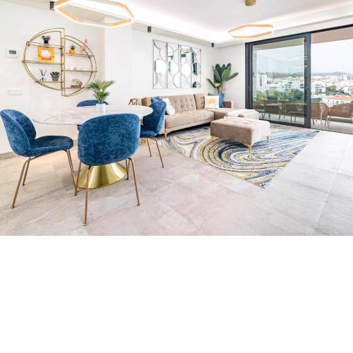 INF25E- Tastefully furnished flat, Estepona center