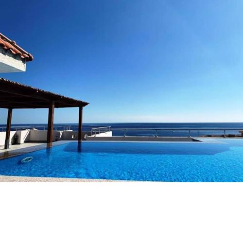 Infinity Roof Top 2 bedrooms with sea view