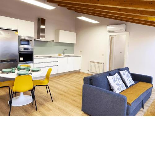 INSIDEHOME Apartments - Ático del Capitán