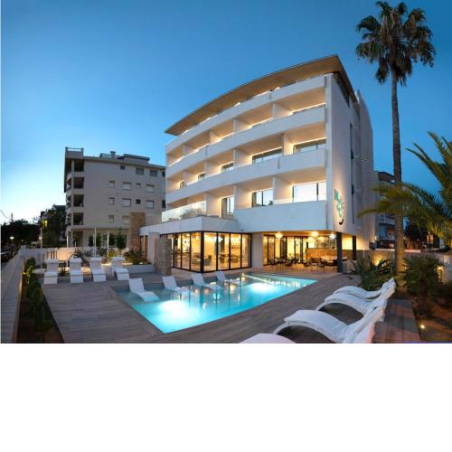 Instants Boutique Hotel - Adults Only