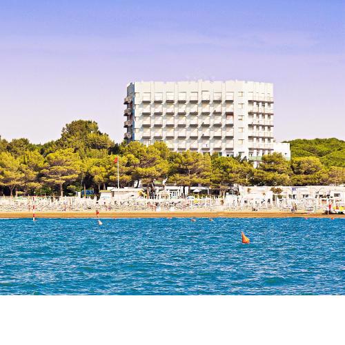 International Beach Hotel