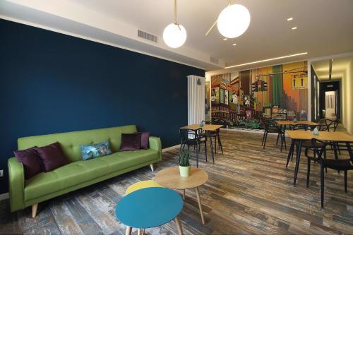 Interno 7