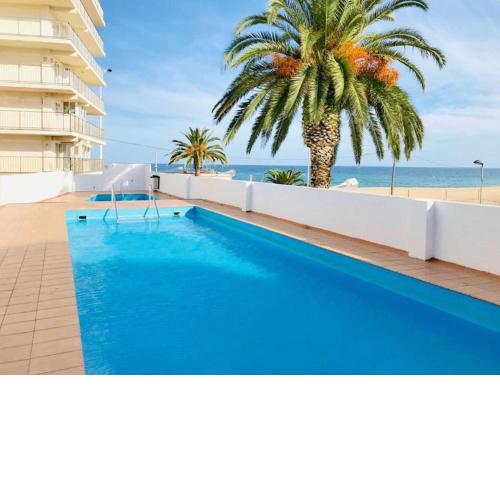 Investingspain Studio beach paradise front sea views swimming pool
