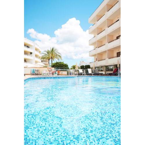 Invisa Hotel La Cala
