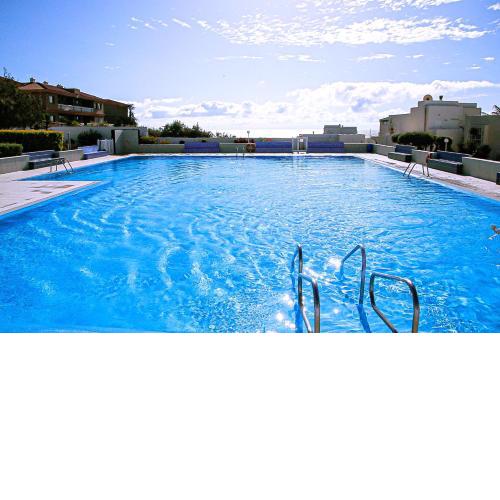 Inviting 1-Bed Apartment in Poris with 3 Pools