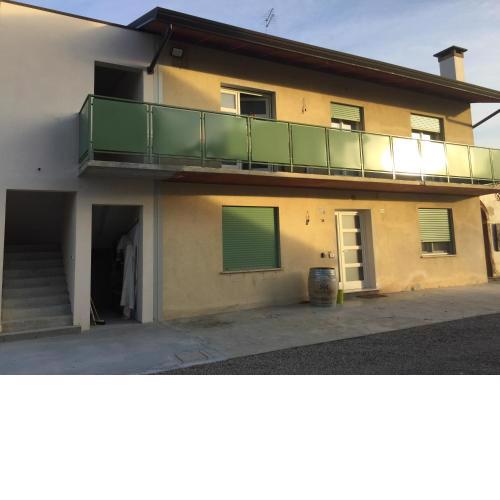 Inviting 2-Bed Apartment in Resana